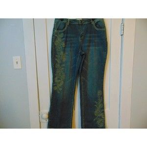 Womens Style Jeans Size 16 boot cut  embroidery on jeans in gold Great condition